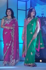 Kiran Juneja, Shibani Kashyap at Pidilite presents Manish Malhotra, Shaina NC show for CPAA in Mumbai on 1st July 2012 (20).JPG